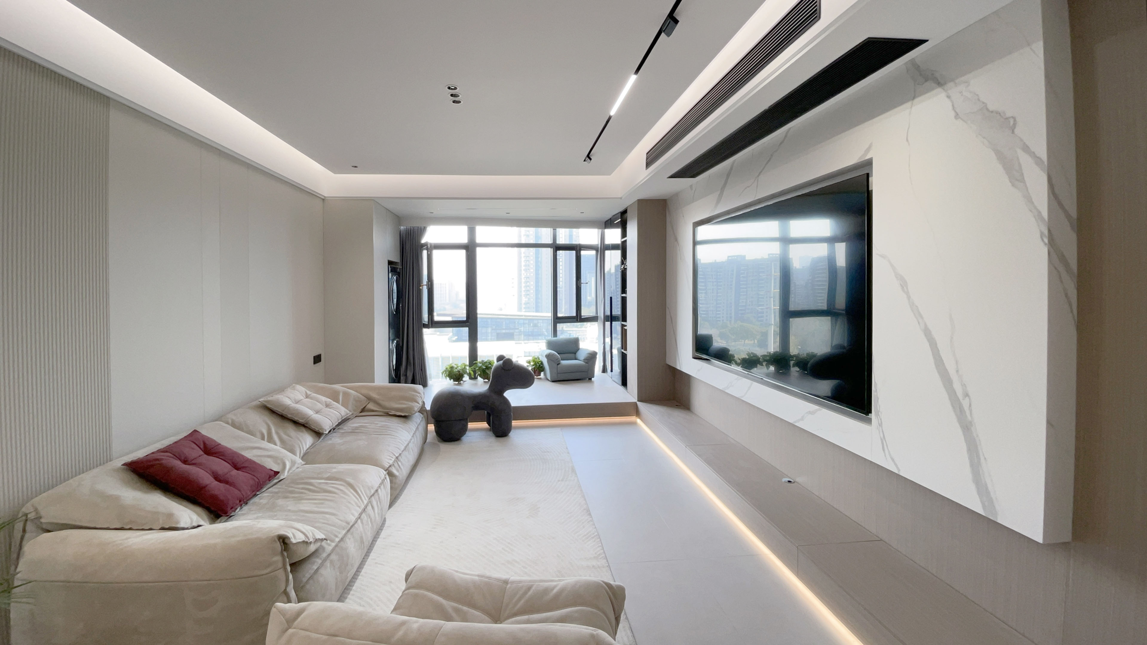 簡約中的個性體現(xiàn)：家居裝飾新主張