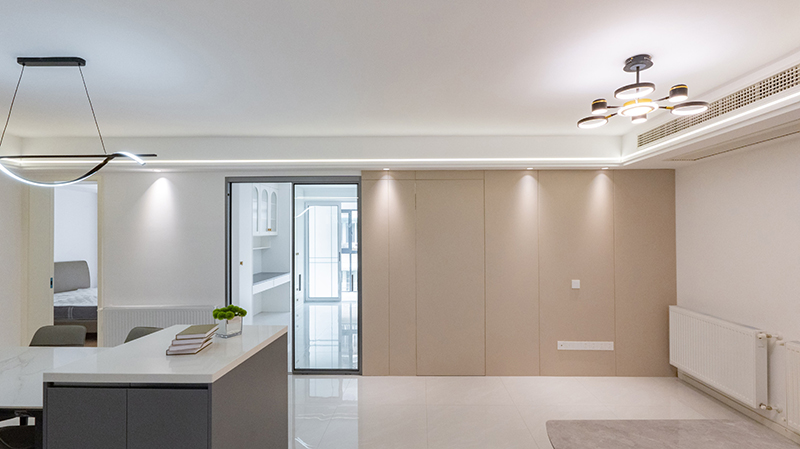 簡約格調(diào)凝練雅意，素凈空間蘊(yùn)藏安然