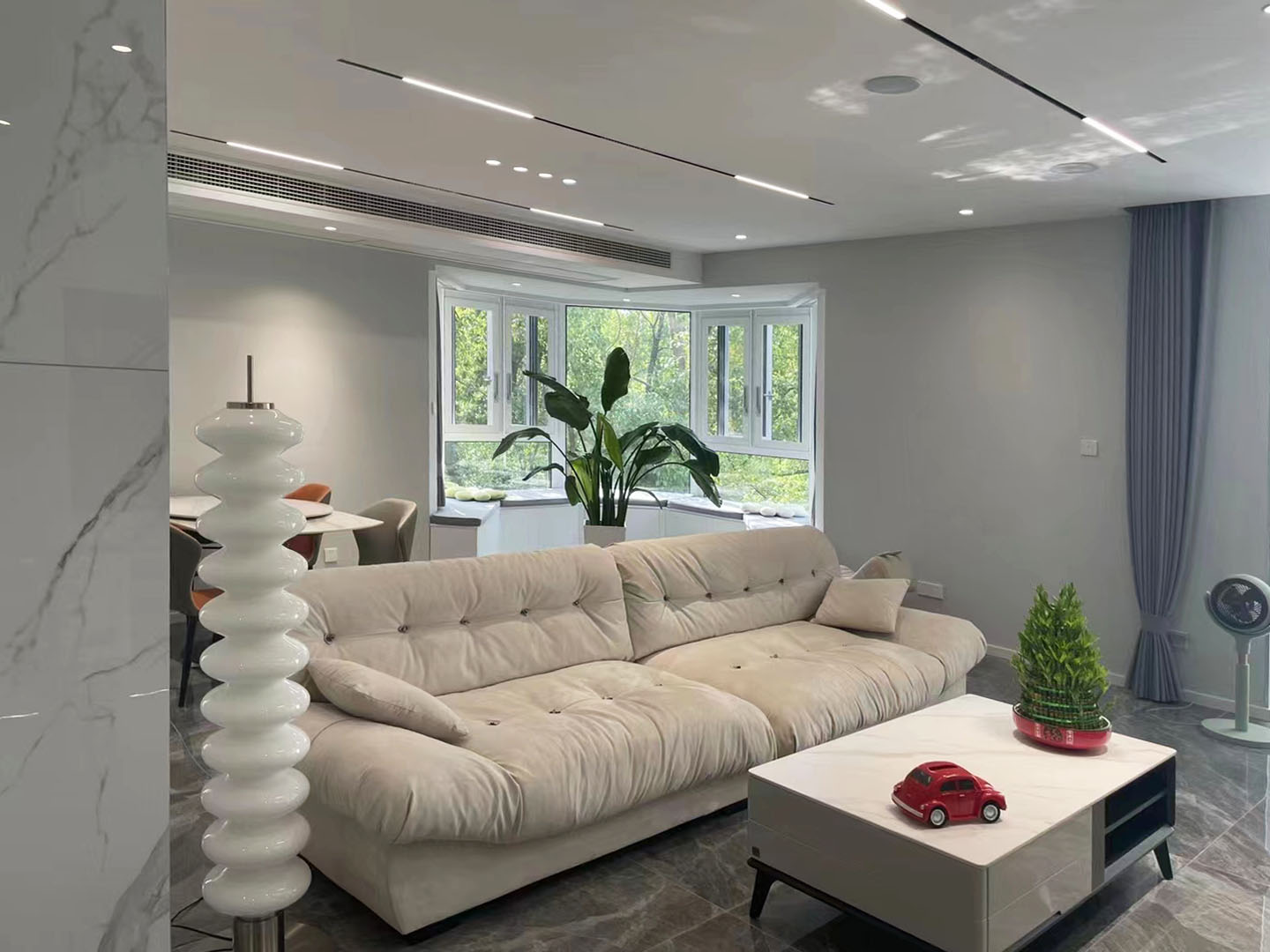 180㎡大平層裝修，現(xiàn)代簡約風明亮簡潔又大方