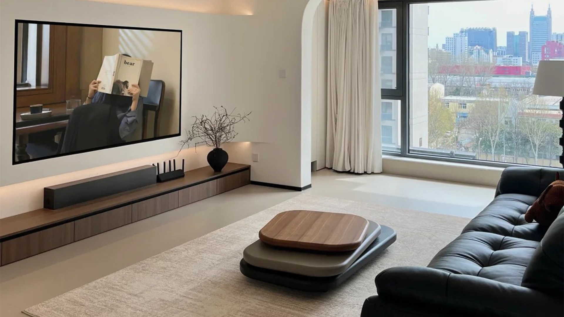 現(xiàn)代簡約風(fēng)融合材質(zhì)對(duì)比與光影層次打造個(gè)性家居空間